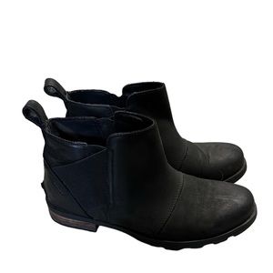 Sorel Emilie Chelsea ankle boots 8.5 black leather waterproof outdoor casual